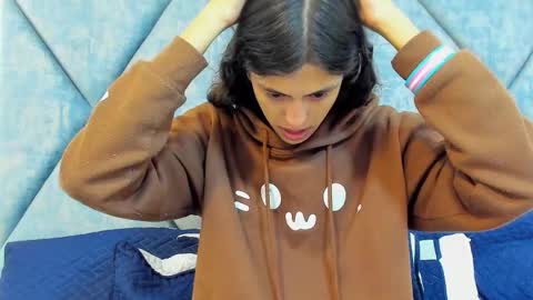 Snapshot of freyamoller_ chatting on 01/19/26, 01:37 FreyaMoller online show from 01/19/26, 01:37