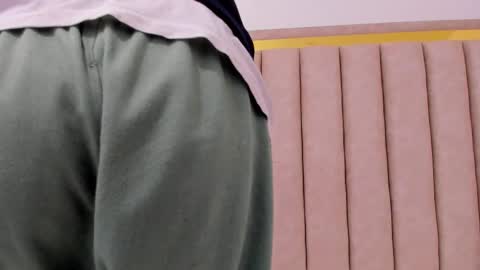 Snapshot of freyamoller_ chatting on 02/12/26, 08:04 FreyaMoller online show from 02/12/26, 08:04