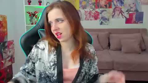 Snapshot of freyaveys chatting on 07/06/26, 05:04 FreyaVeys online show from 07/06/26, 05:04