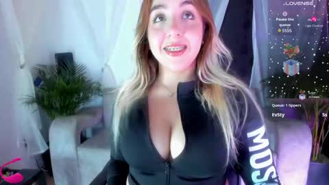 aura online show from 09/22/25, 04:14