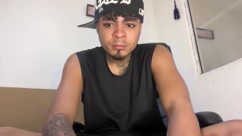 freyva_ online show from 01/08/26, 06:16