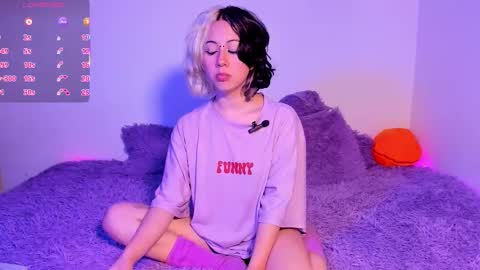 Snapshot of frida_lassi_ chatting on 09/21/25, 09:05 frida_lassi_ online show from 09/21/25, 09:05