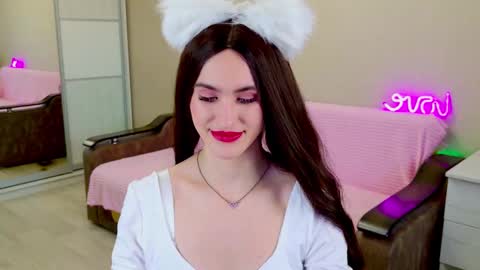 Frida online show from 01/14/25, 06:02