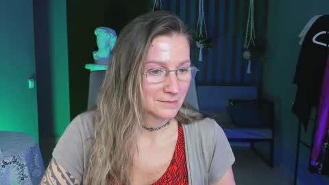 Snapshot of fridatander chatting on 01/07/25, 03:02 Frida Tander online show from 01/07/25, 03:02