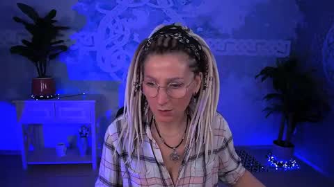 Frida Tander online show from 04/05/26, 05:26