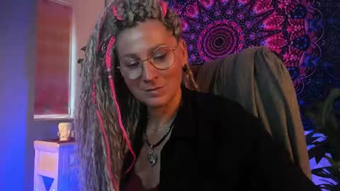 Frida Tander online show from 05/29/26, 06:11
