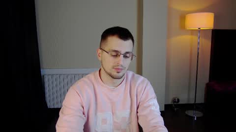 Viktor online show from 03/09/25, 11:03