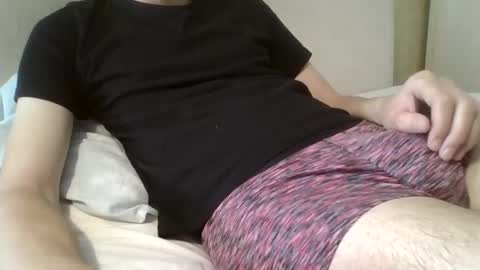 friendly_frank_18 online show from 03/09/25, 11:47