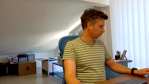 Francois online show from 07/28/26, 08:54