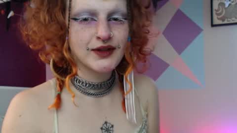 Snapshot of friskyflowers chatting on 11/24/25, 06:29 cherry online show from 11/24/25, 06:29