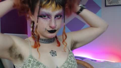 Snapshot of friskyflowers chatting on 11/30/25, 06:56 cherry online show from 11/30/25, 06:56