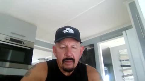 bob online show from 10/02/25, 03:19