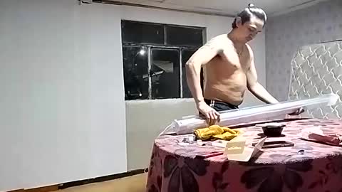 Snapshot of frizzy_girl chatting on 12/12/24, 02:37 Frizzy girl online show from 12/12/24, 02:37