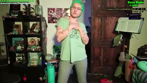   Jaywise Frogfoot  online show from 04/22/26, 04:52