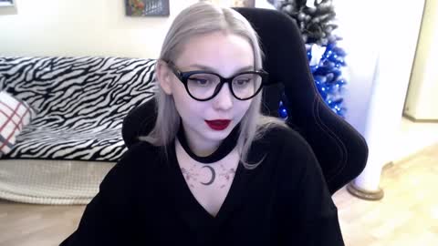 Lilith online show from 12/24/24, 06:22