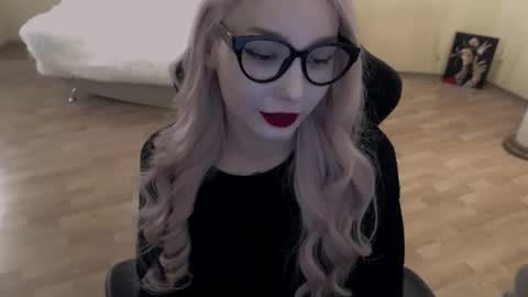 Lilith online show from 09/29/25, 01:38