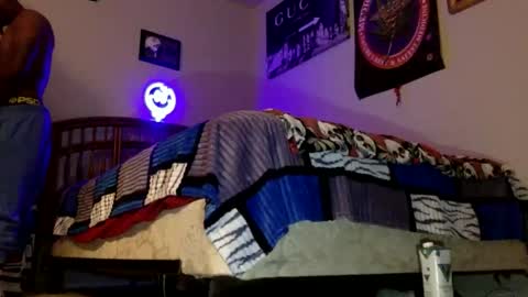 fromthabac online show from 10/27/25, 01:09