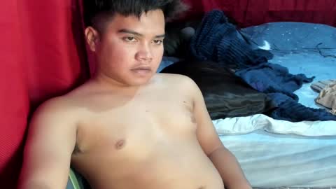 Snapshot of frostbite_69 chatting on 02/11/25, 07:44 GABBY online show from 02/11/25, 07:44