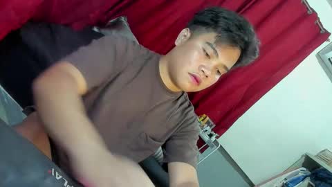 Snapshot of frostbite_69 chatting on 09/12/25, 08:20 GABBY online show from 09/12/25, 08:20