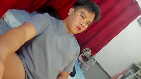 Snapshot of frostbite_69 chatting on 09/19/25, 05:02 GABBY online show from 09/19/25, 05:02