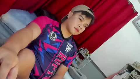 Snapshot of frostbite_69 chatting on 10/12/25, 07:46 GABBY online show from 10/12/25, 07:46