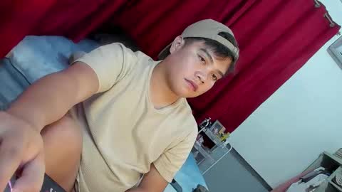 Snapshot of frostbite_69 chatting on 10/13/25, 09:37 GABBY online show from 10/13/25, 09:37