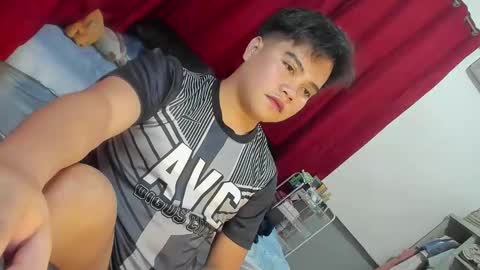 Snapshot of frostbite_69 chatting on 10/23/25, 07:34 GABBY online show from 10/23/25, 07:34