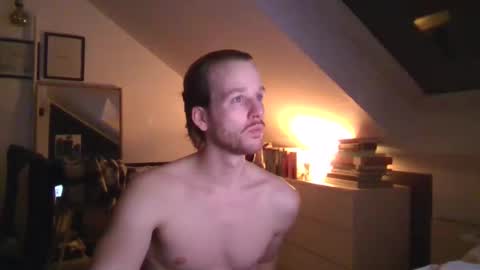 Snapshot of frozenyoga chatting on 02/23/25, 08:55 frozenyoga online show from 02/23/25, 08:55