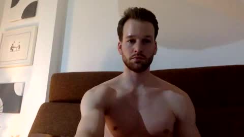 frozenyoga online show from 02/11/26, 10:15