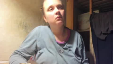 Snapshot of frumcake chatting on 03/09/25, 09:36 FrumCake online show from 03/09/25, 09:36