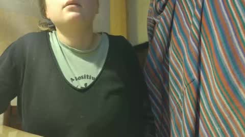 Snapshot of frumcake chatting on 03/10/26, 01:27 FrumCake online show from 03/10/26, 01:27