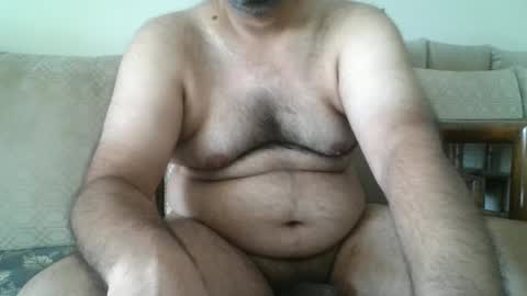 Snapshot of fruti_loops chatting on 06/18/26, 07:19 fruti loops Bull online show from 06/18/26, 07:19