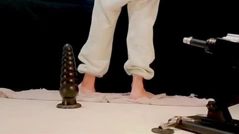 frys96 online show from 12/19/25, 08:32