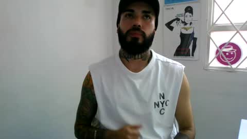 Snapshot of ftmen chatting on 07/10/26, 07:49 Jestevan online show from 07/10/26, 07:49