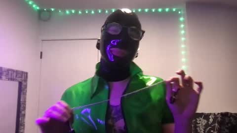 Snapshot of ftmrubbervamp chatting on 12/07/24, 02:53 FTM Rubber Model online show from 12/07/24, 02:53