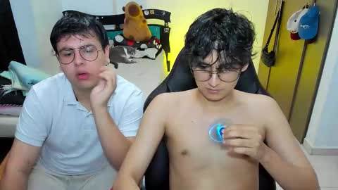 uwu online show from 12/16/25, 08:36