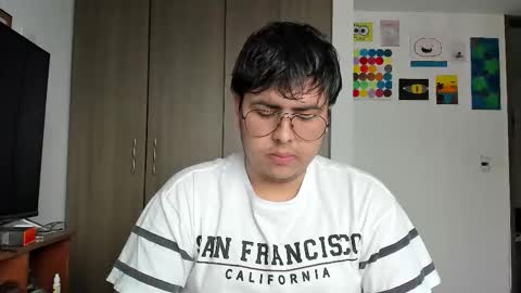 uwu online show from 03/22/26, 09:18