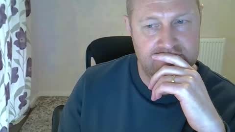 Snapshot of fuck_buddy_uk chatting on 02/26/26, 09:19 Fuck Buddy UK online show from 02/26/26, 09:19