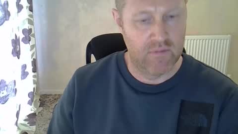 Snapshot of fuck_buddy_uk chatting on 02/27/26, 02:50 Fuck Buddy UK online show from 02/27/26, 02:50