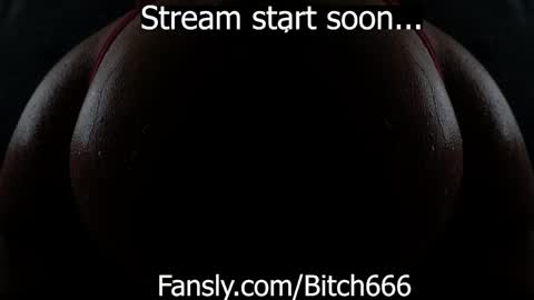 Snapshot of fuckbitoni chatting on 05/05/26, 11:46 online show from 05/05/26, 11:46