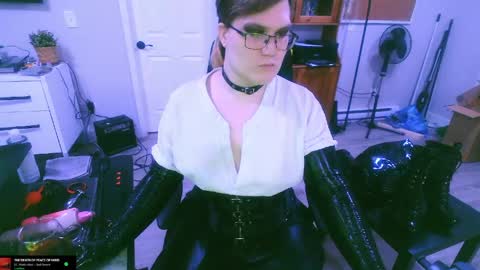 Snapshot of fuckdoll_perversions_inc chatting on 02/28/26, 05:41 Miss Charlotte online show from 02/28/26, 05:41