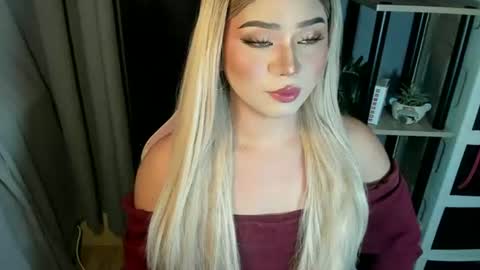 Snapshot of fuckdoll_rain chatting on 07/08/26, 02:05 R A I N M O R A L E S G M A I L . C O M online show from 07/08/26, 02:05