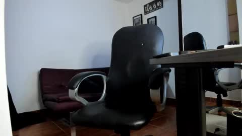 SERGIO THE SEX LAWYER online show from 10/27/25, 08:02