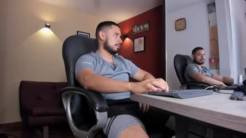 SERGIO THE SEX LAWYER online show from 03/19/26, 09:41