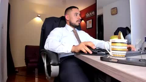 SERGIO THE SEX LAWYER online show from 04/11/26, 07:45