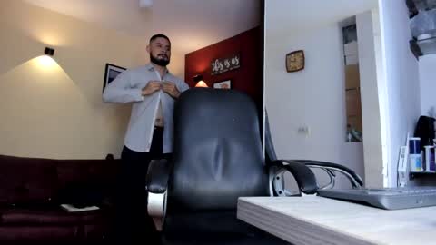 SERGIO THE SEX LAWYER online show from 04/24/26, 03:20