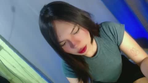 Snapshot of fuckhard_olivia18 chatting on 02/20/26, 01:11 olivia online show from 02/20/26, 01:11