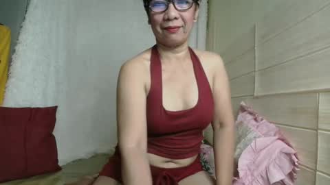 Snapshot of fuckinghairy49 chatting on 04/15/26, 04:36 mariposa online show from 04/15/26, 04:36