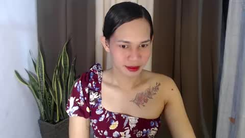 Snapshot of fuckingmonna chatting on 02/25/25, 12:03 fuckingmonna online show from 02/25/25, 12:03