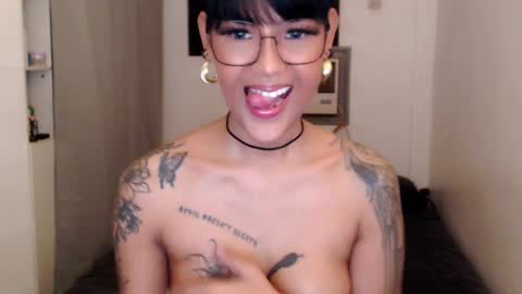 Snapshot of fuckingprincessanna chatting on 02/22/26, 12:47 Princess Anna online show from 02/22/26, 12:47